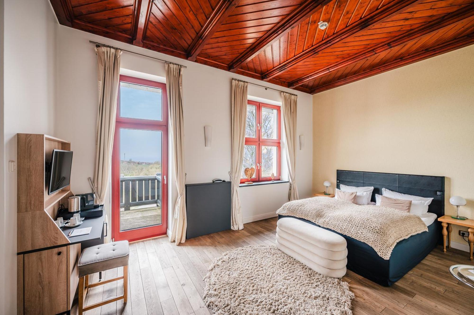 Romantik Hotel Schloss Ranzow Lohme Luaran gambar